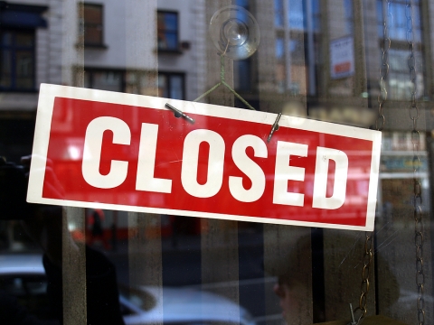 Closed Sign Closed Sign