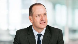 Andrew Witty headshot