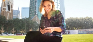 att-woman-outside att woman with phone