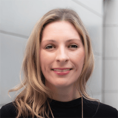 Christine (Lindenboom) Akinc