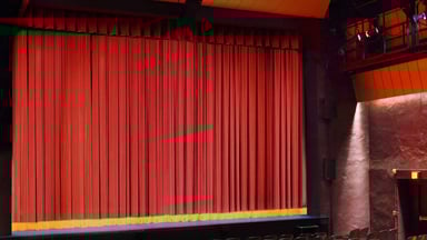 New Main Curtain from Gerriets International for Renovated ...