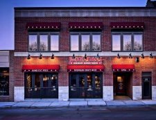 Diversified Restaurant Holdings on track for 20% unit growth