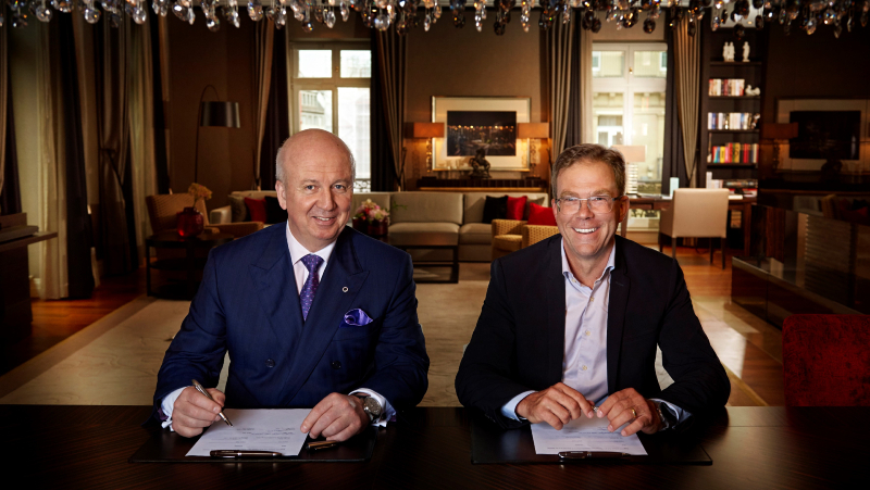  Dr. Jan Becker (CEO Porsche Design Group) and Marcus Bernhardt (CEO Steigenberger Hotels AG/Deutsche Hospitality)