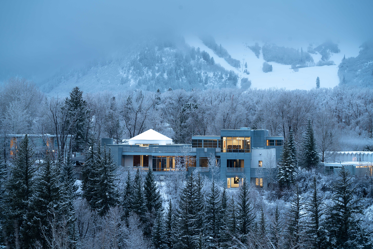 The Aspen Meadows Resort is part of the Salamander Collection