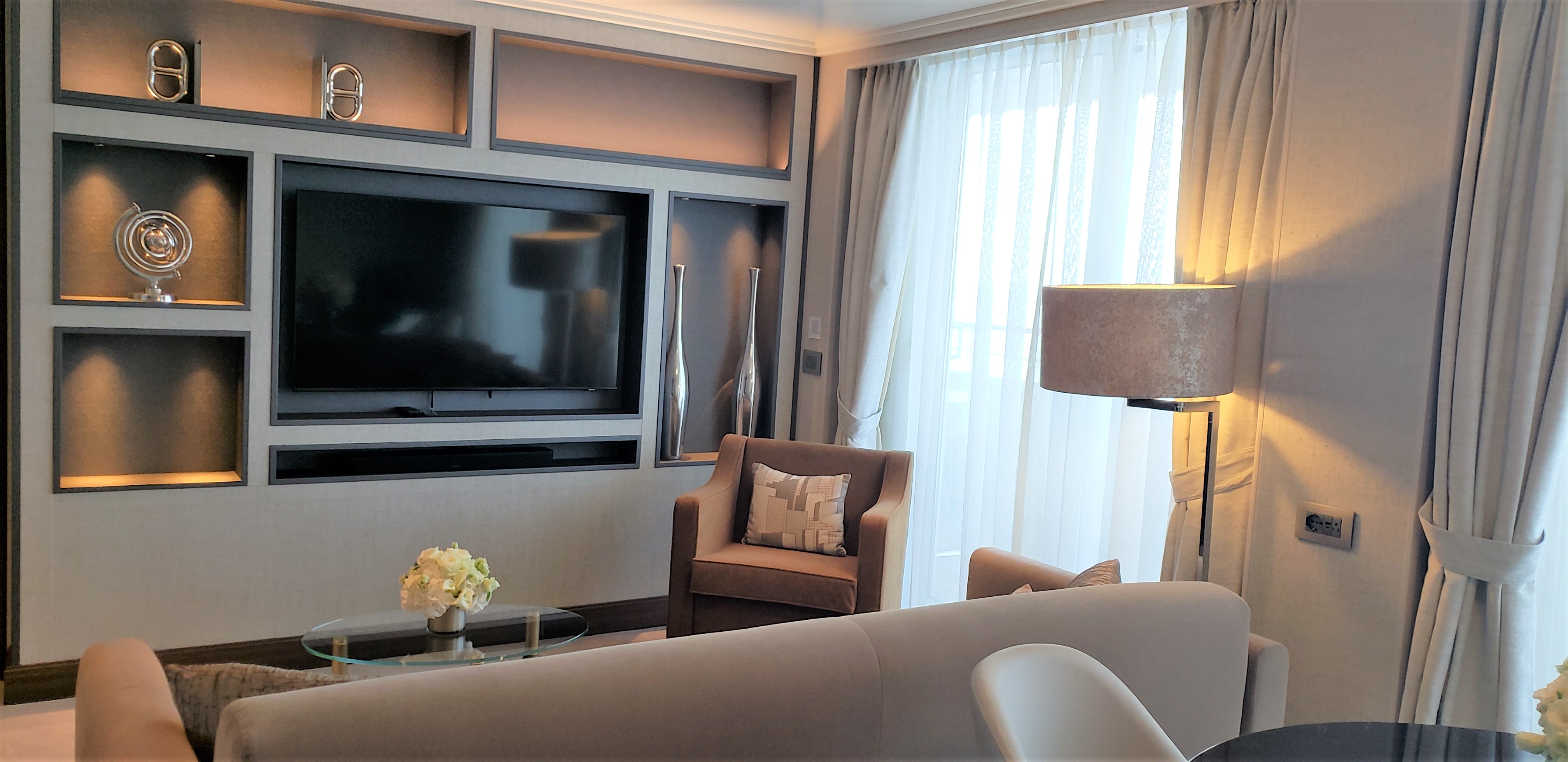 Living area of the new Junior Crystal Penthouse Suite category on Crystal Serenity