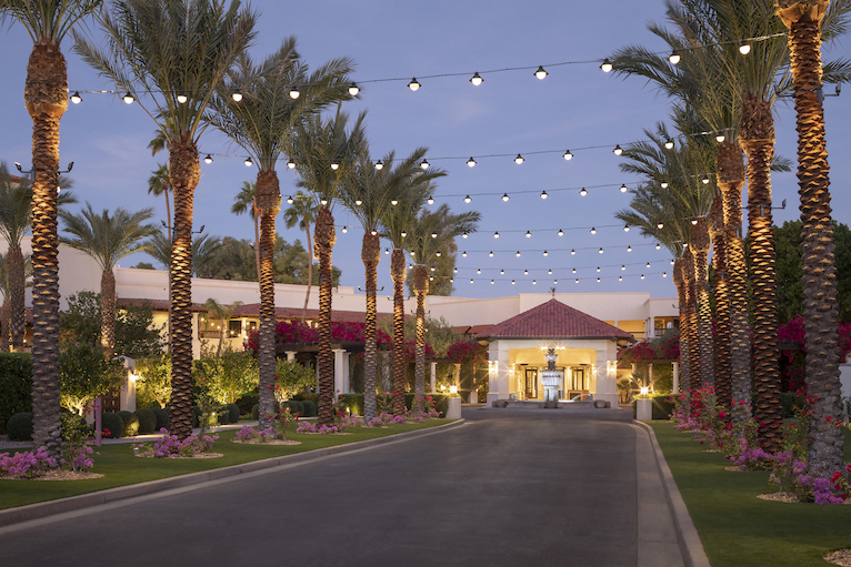 Scottsdale Resort  Spa front drive