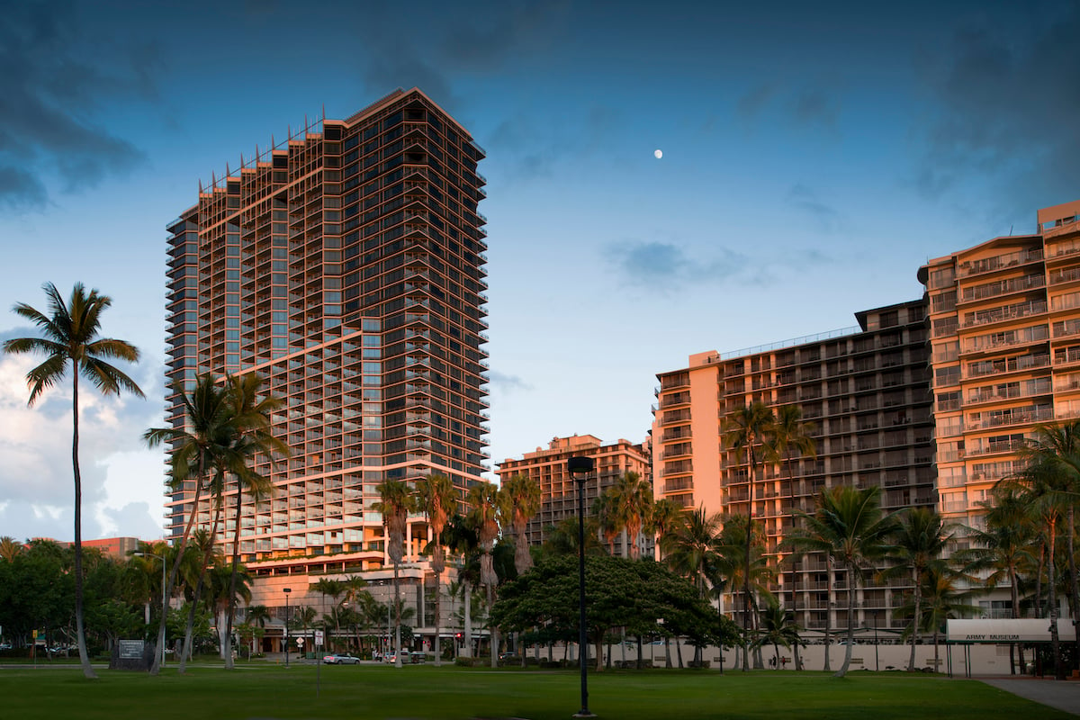 Ka Lai Waikk Beach LXR Hotels  Resorts exterior