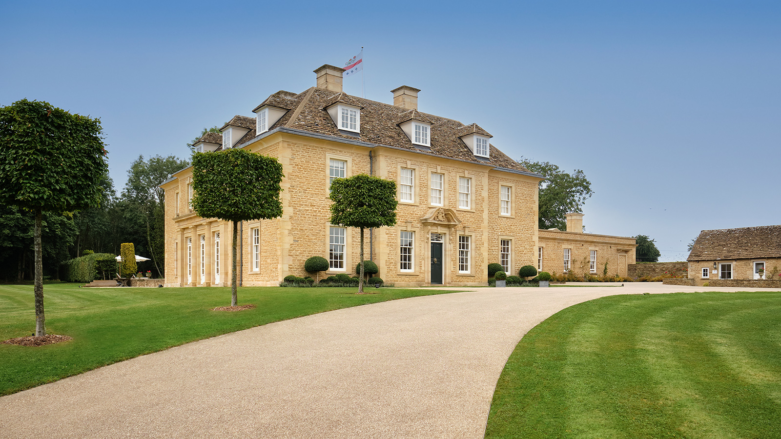 Mandarin Oriental Launches Branded Exclusive Homes