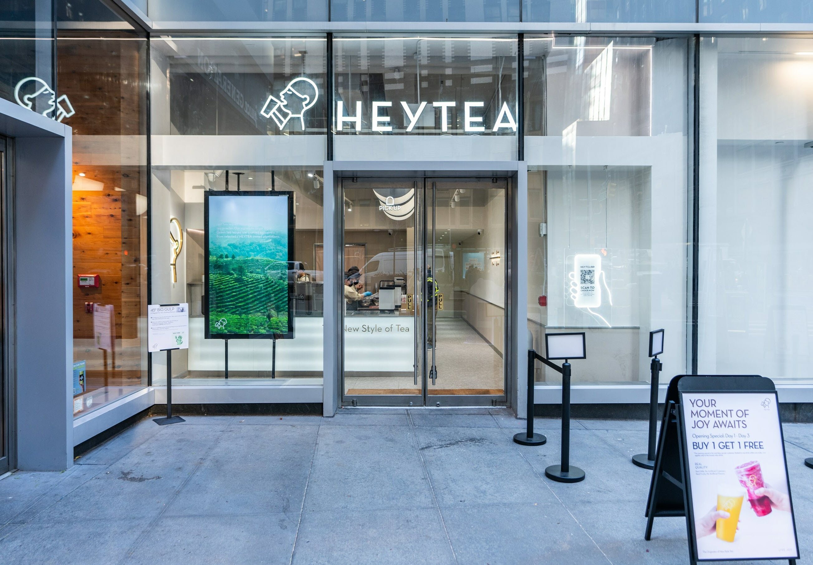 HEYTEA on Broadway - New York City - Tea Industry - Boba Tea Cheese Tea