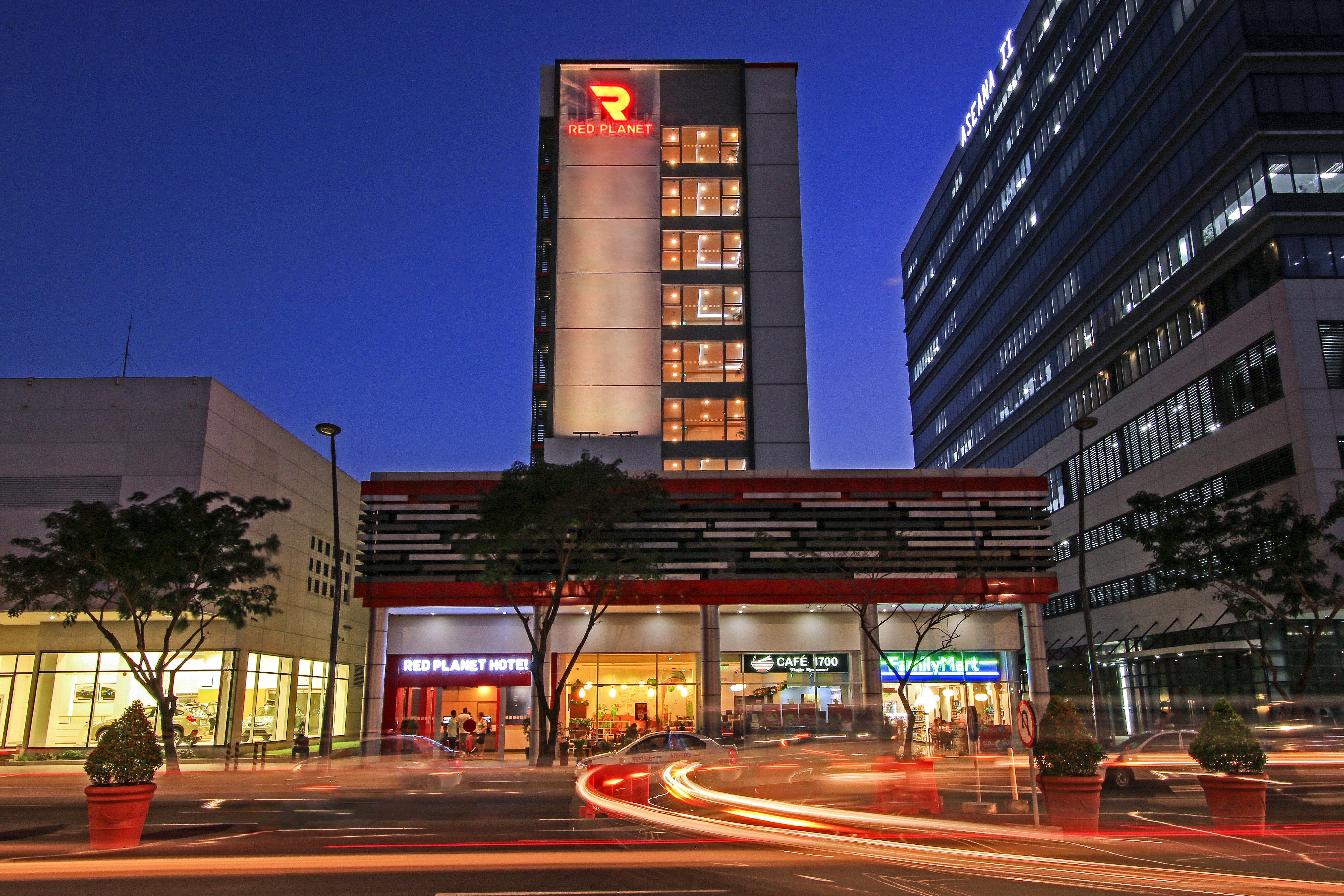 Red Planet Aseana City hotel in Manila