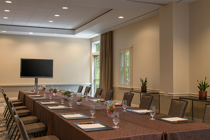 The property renovated 60000 square feet of indoor meeting space including ballrooms boardrooms breakout rooms and corrid