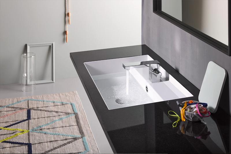 2step is a basin range designed by Sieger Design Its name references the basins geometrical form and functionality