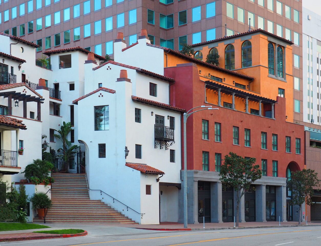 The 44-unit Plaza La Reina hotel was developed by Los Angeles commercial real estate investor and owner Kambiz Hekmat