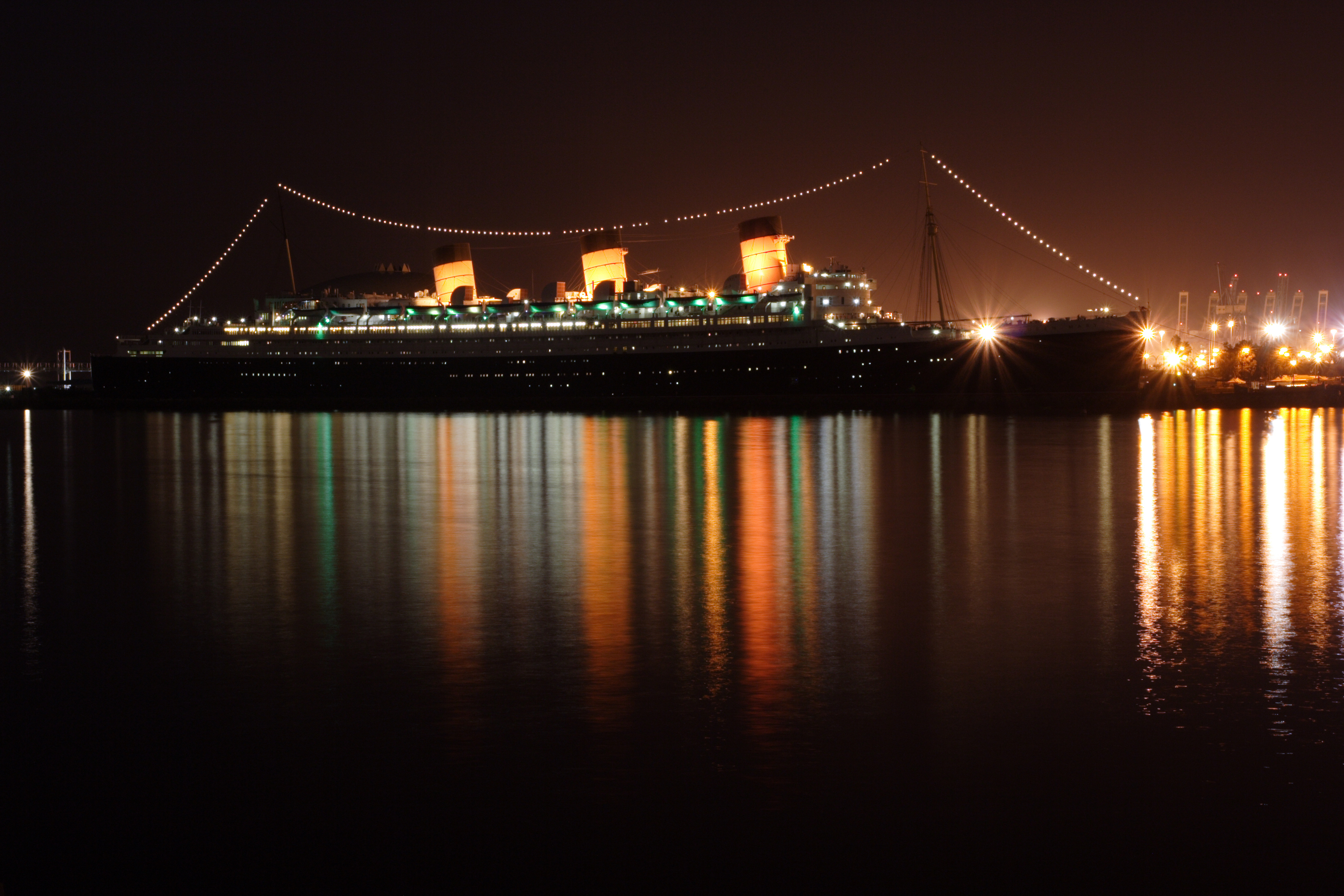 Queen Mary at night - ZoeYCKiStockGetty Images PlusGetty Images