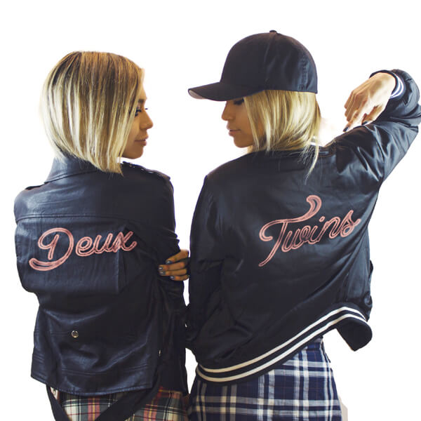 Deux twins in their custom jackets - Meet the SKAM Artist