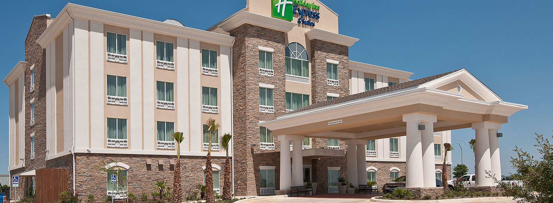 Maness joined Aimbridge Hospitality in 2012 and has over 30 years of hospitality experience