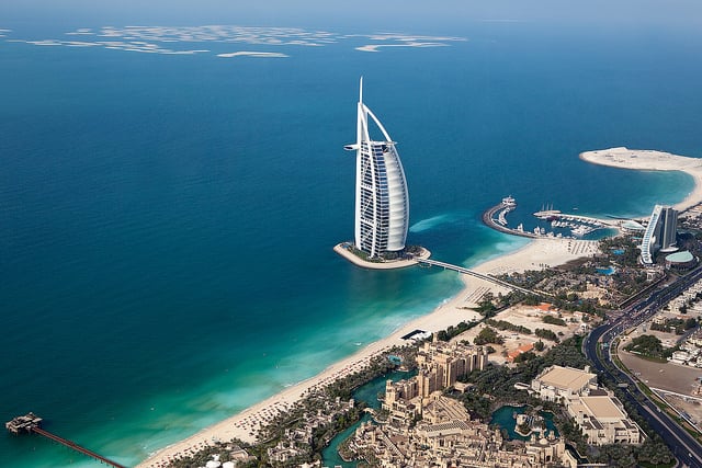 Jumeirah Group partners with Dubai Holdings to expand in the Middle East and boost its tourism sector 
