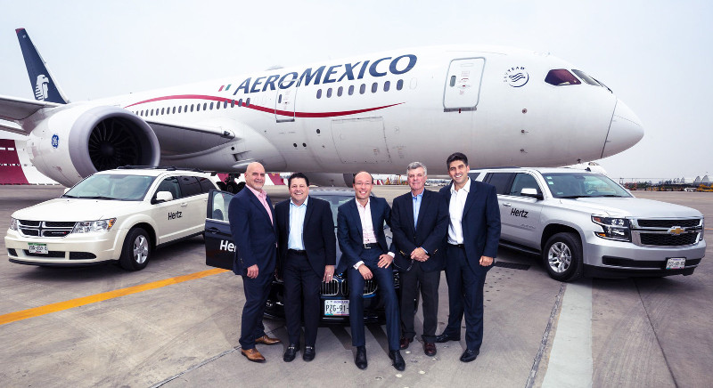 CEO of Hertz Mexico with other dignitaries 