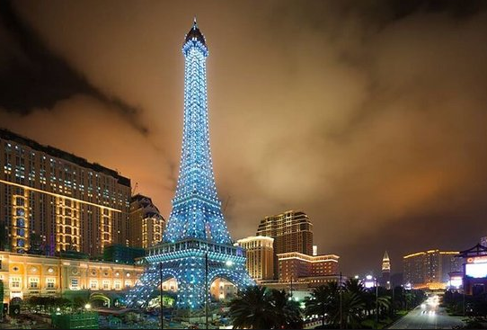 exterior Parisian Macao