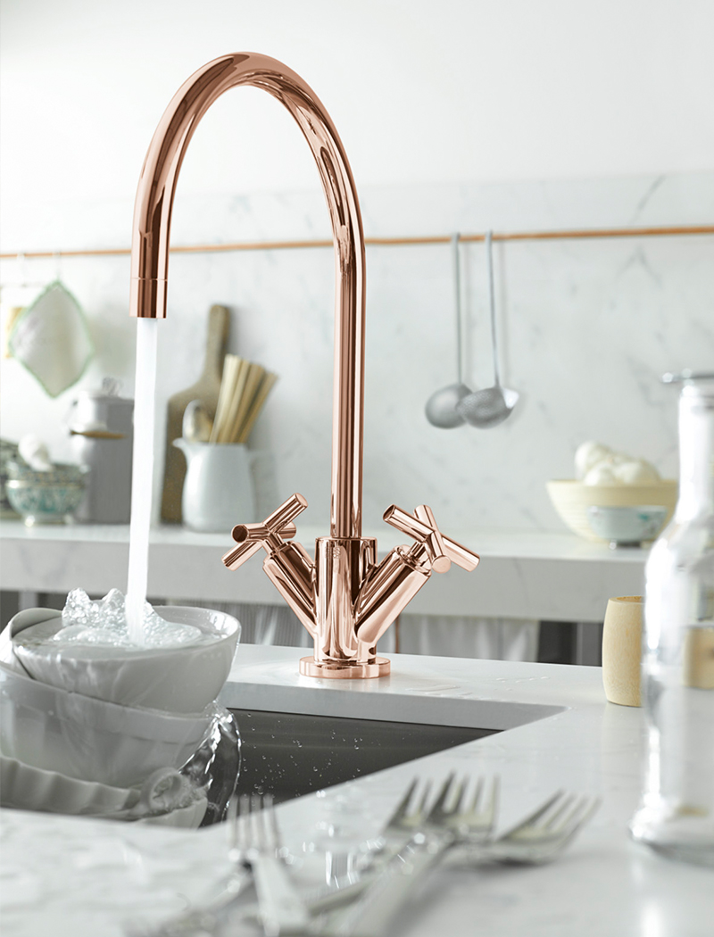 With the cyprum finish Tara is now available in rose-gold finish with 18-carat gold and copper