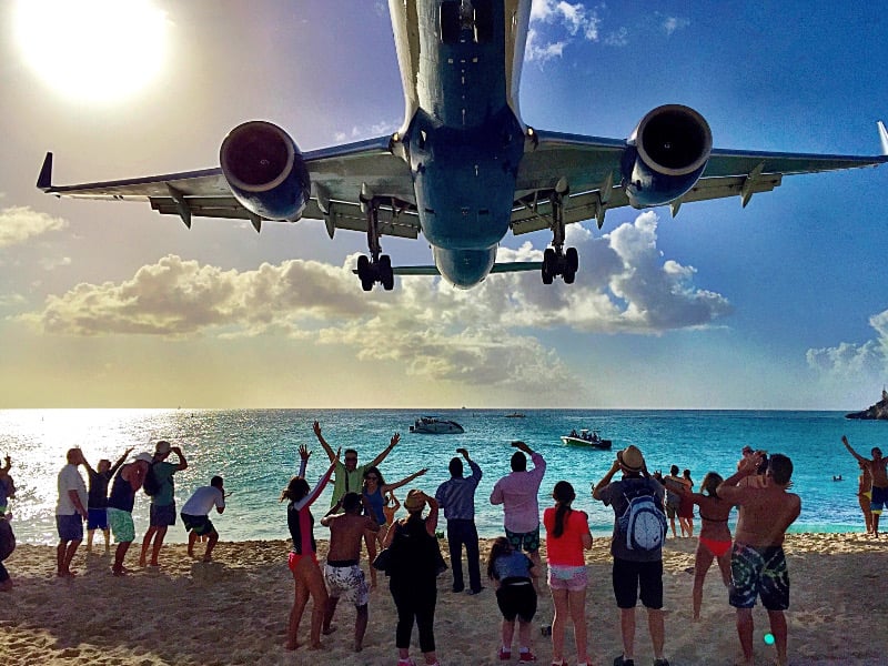 Death Of Tourist Could End Plane Watching Attraction In St Maarten Travel Agent Central