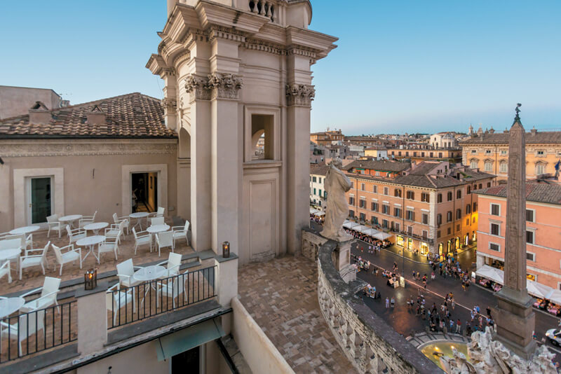 The Eitch Borromini is a six-floor Baroque palace overlooking Piazza Navona