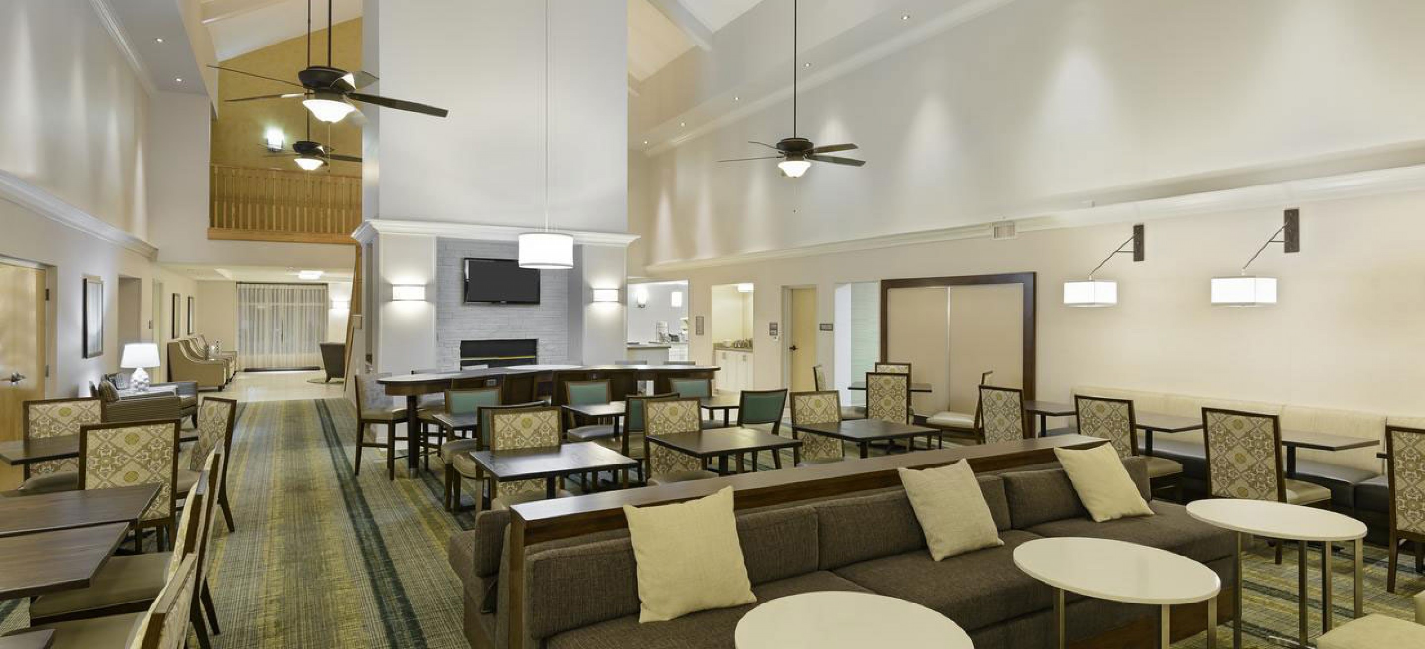 The Gettys One team implemented Hiltons Take Flight initiative for the Homewood Suites in the Phoenix-Metro Center Hilton