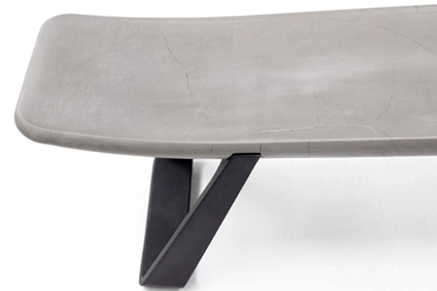 Toronto-based furniture manufacturer Nienkmper launched the Perplex bench