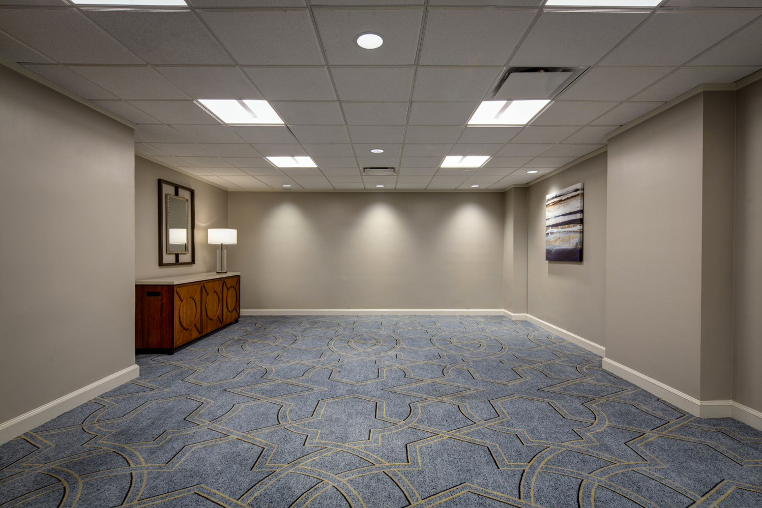 The 1622-room Hilton New Orleans Riverside completed a 5 million renovation to its third floor meeting spaces 