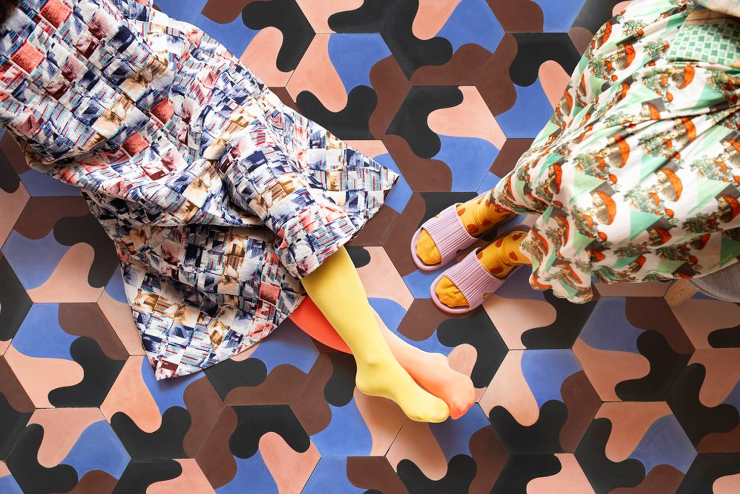 Juju Papers added a new pattern to its animated cement tile collection 