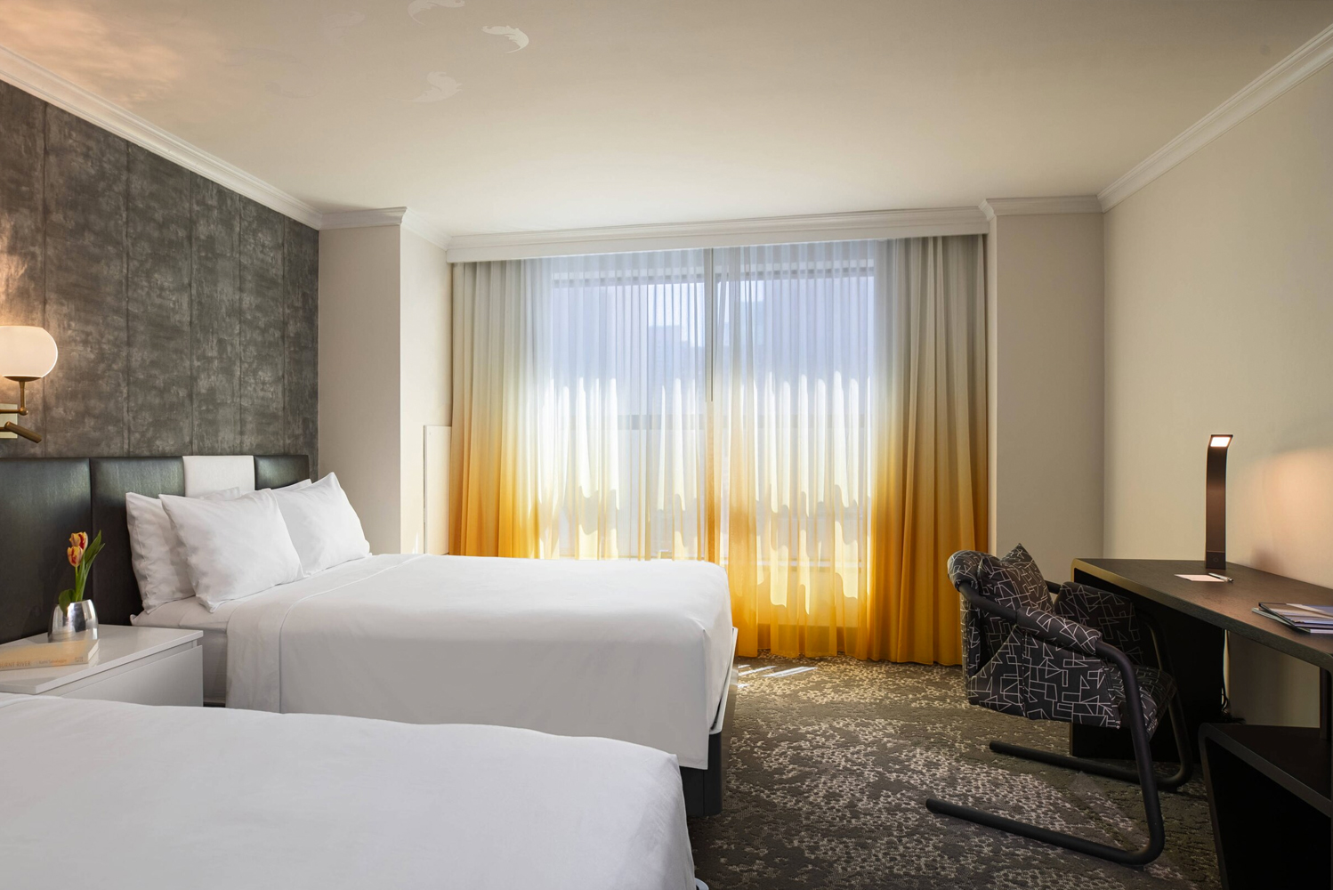 Renaissance New York Times Square completely redesigned its 317 guestrooms and suites following the earlier completion of it