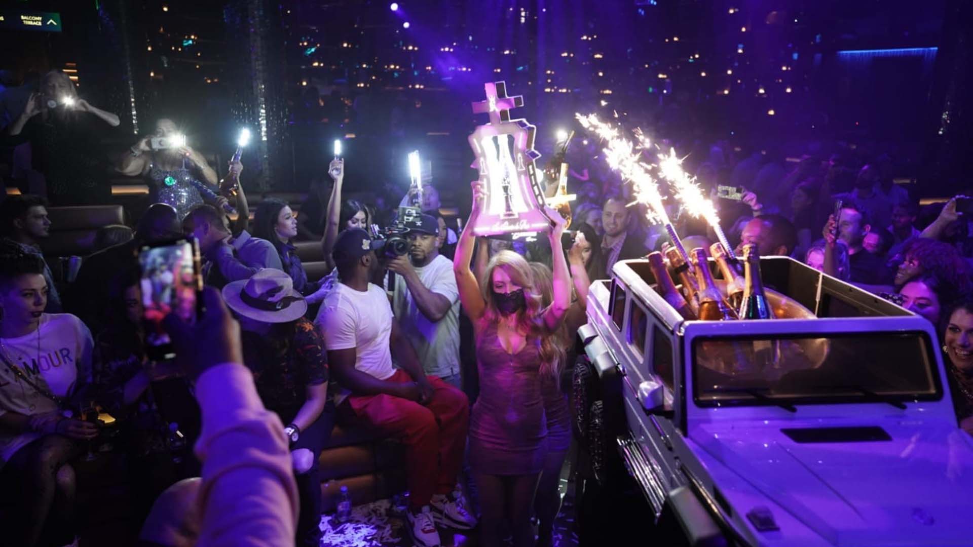 Rapper 50 Cent parties at Omnia with Bar  Restaurant Expo in 2021