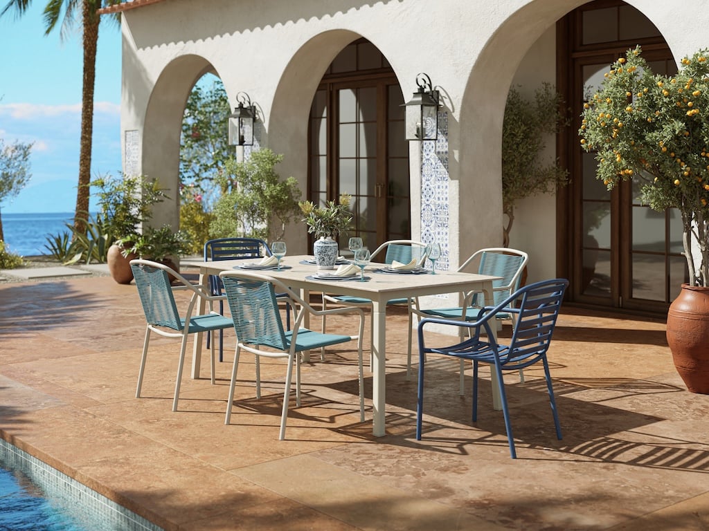 Brown Jordan Faro Seating