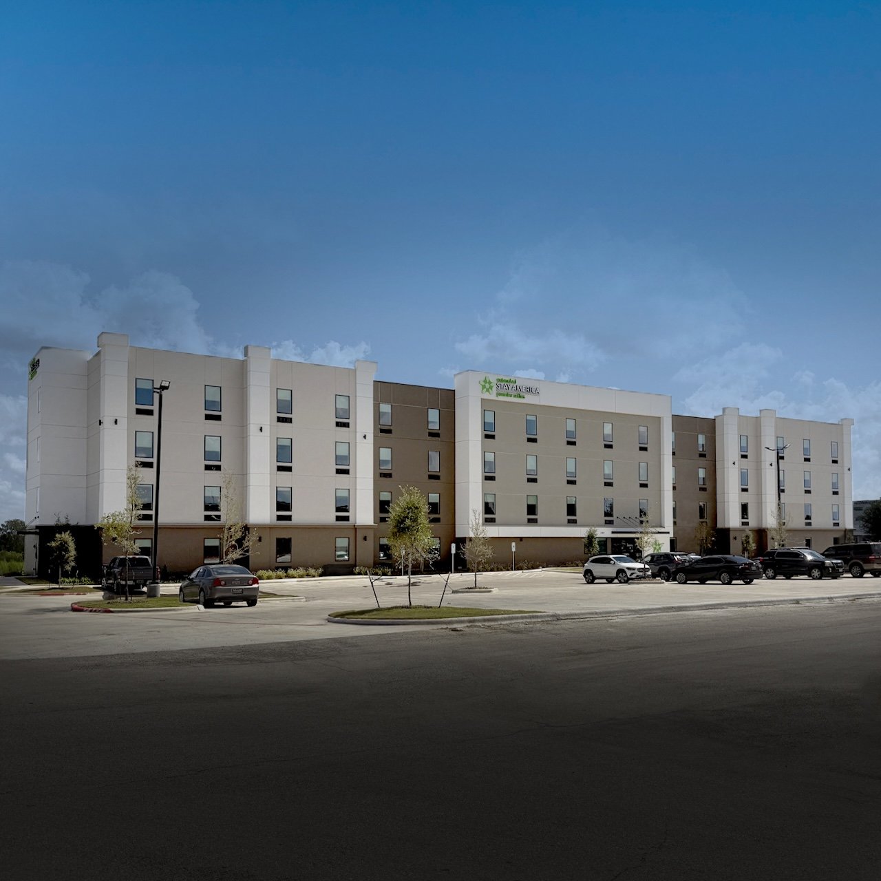 exterior Kyle 