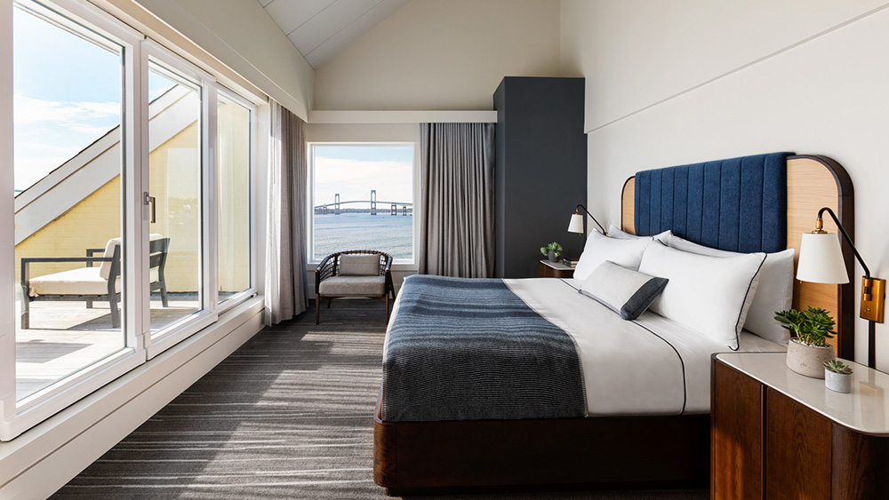 Gurneys Newport Resort  Marina guestroom