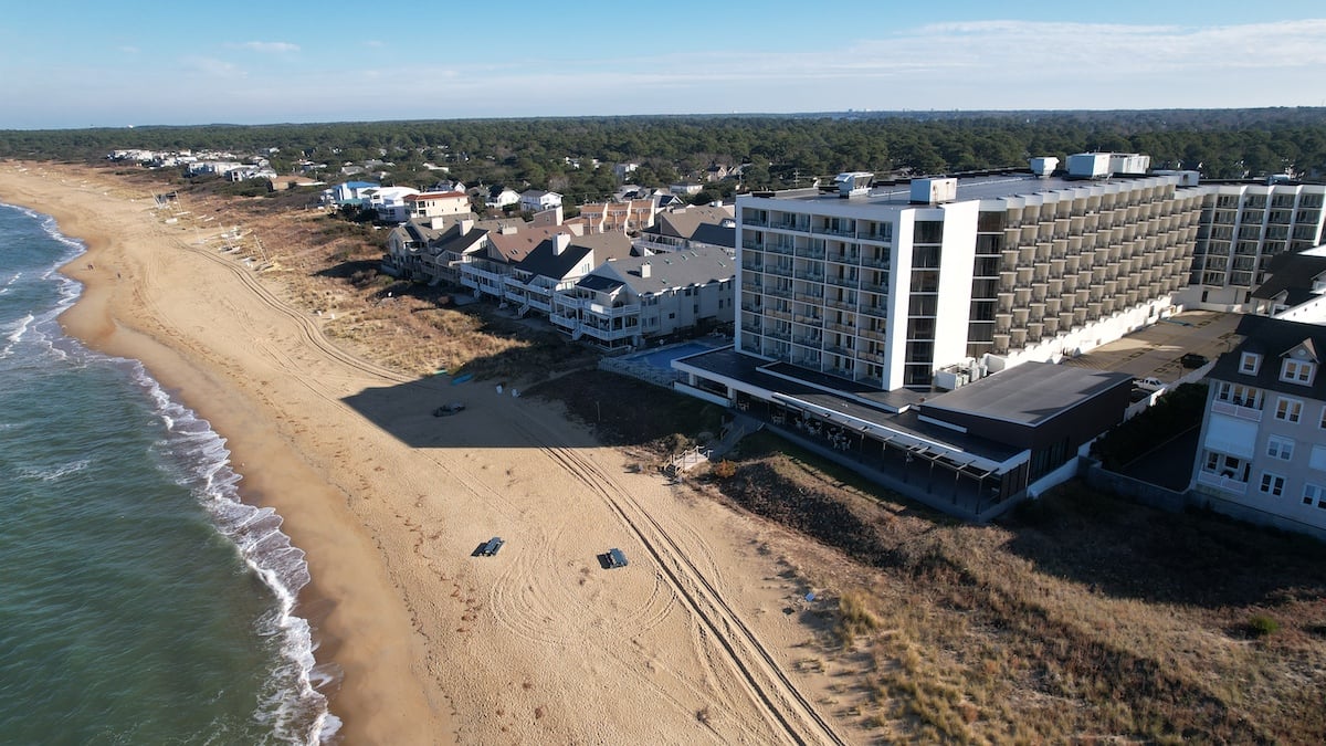 Delta Hotel by Marriott Virginia Beach Bayfront Suites