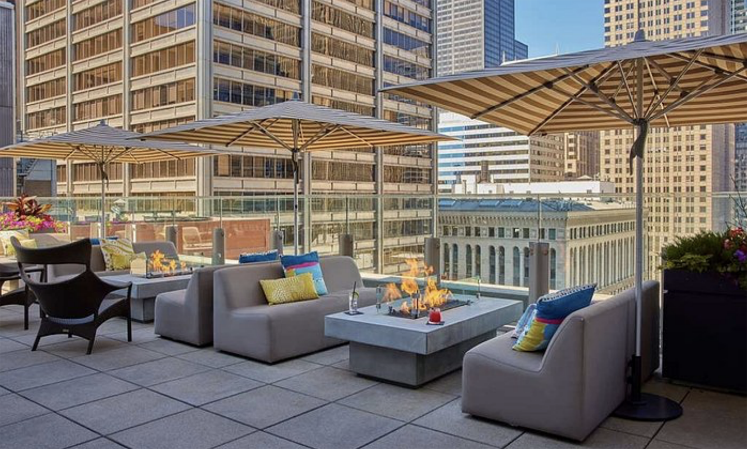 Aire Rooftop Bar at the Hyatt Centric Chicago