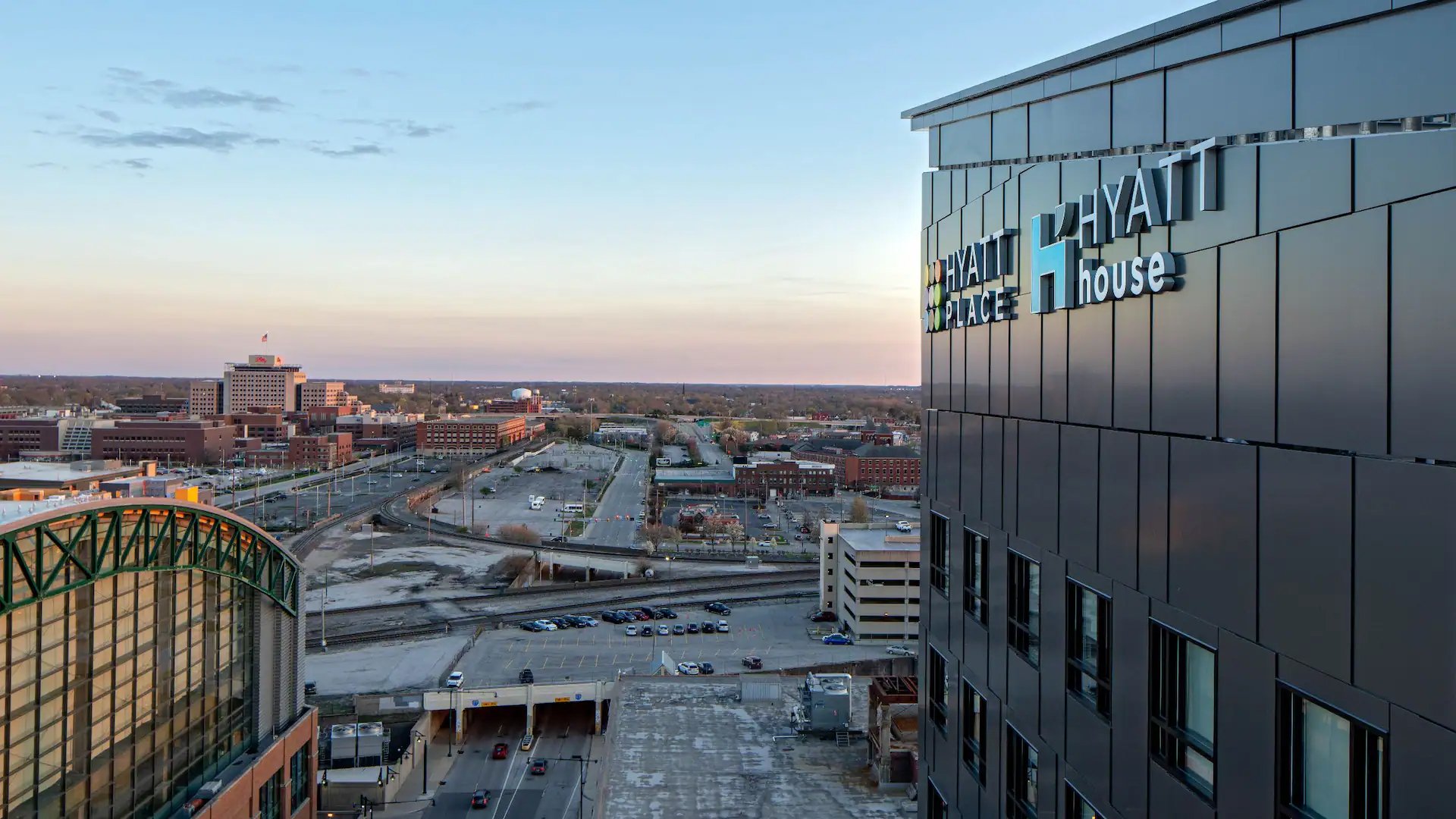 Hyatt Place Indianapolis Downtown  Hyatt House Indianapolis Downtown