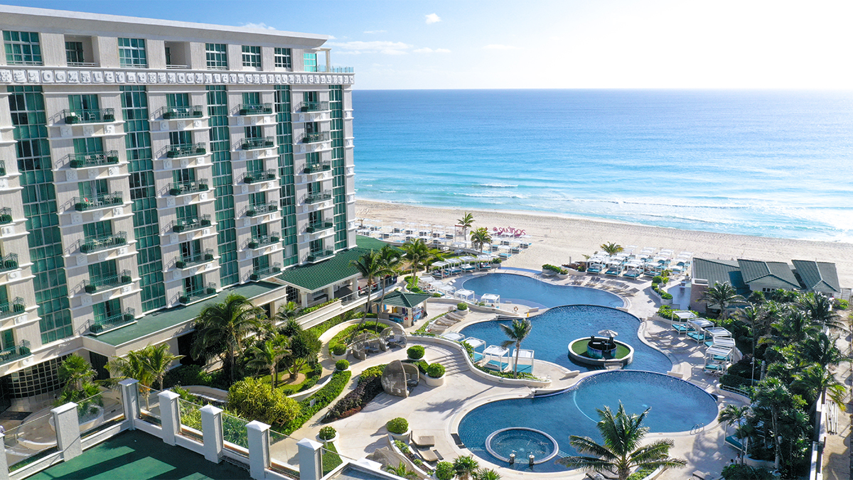 Sandos CancunSandos Hotels  Resorts
