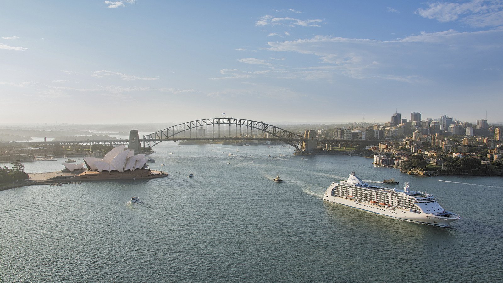 Seven Seas Voyager in Sydney HarbourRegent Seven Seas Cruises
