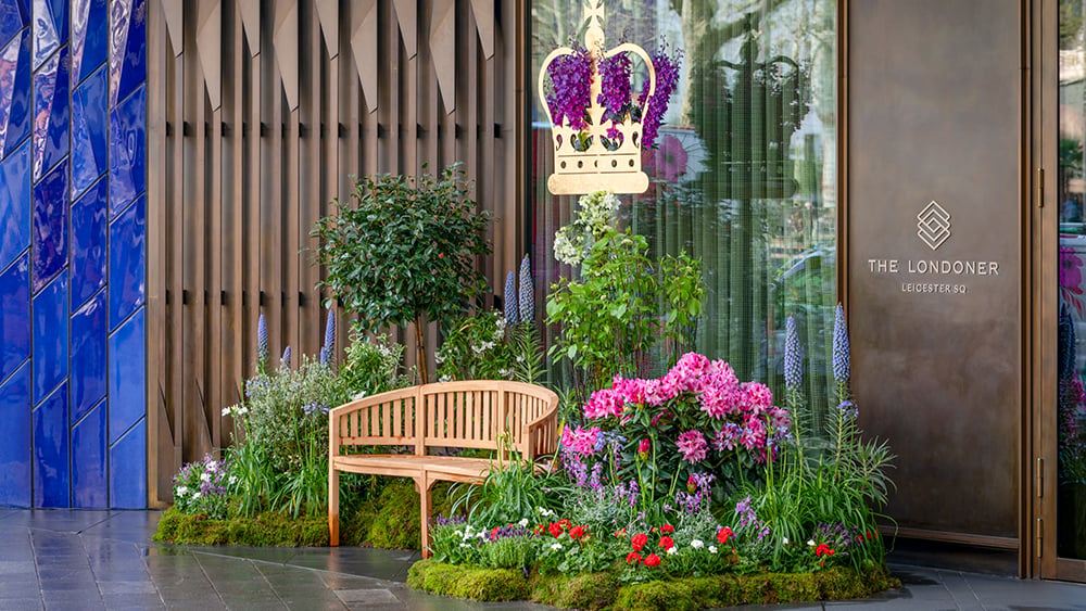 The Londoner Royal Floral Installation
