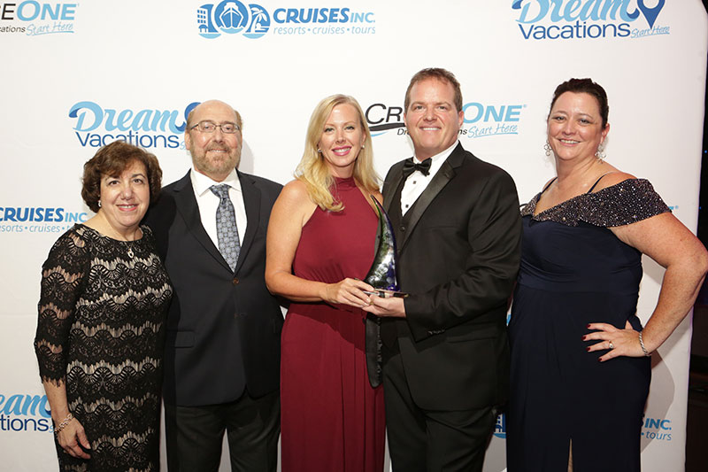 Cruises Inc Agents of the Year Dinah and Michael Cohen 2017 Cruises Inc Agent of the Year Lori Foster General Manager of 