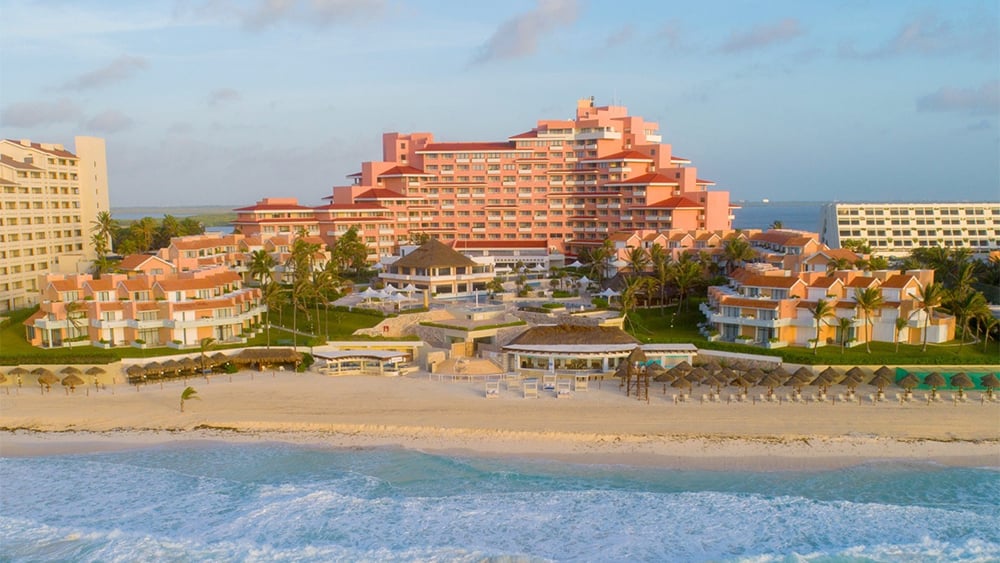 Wyndham Grand Cancun All-Inclusive Resort  Villas