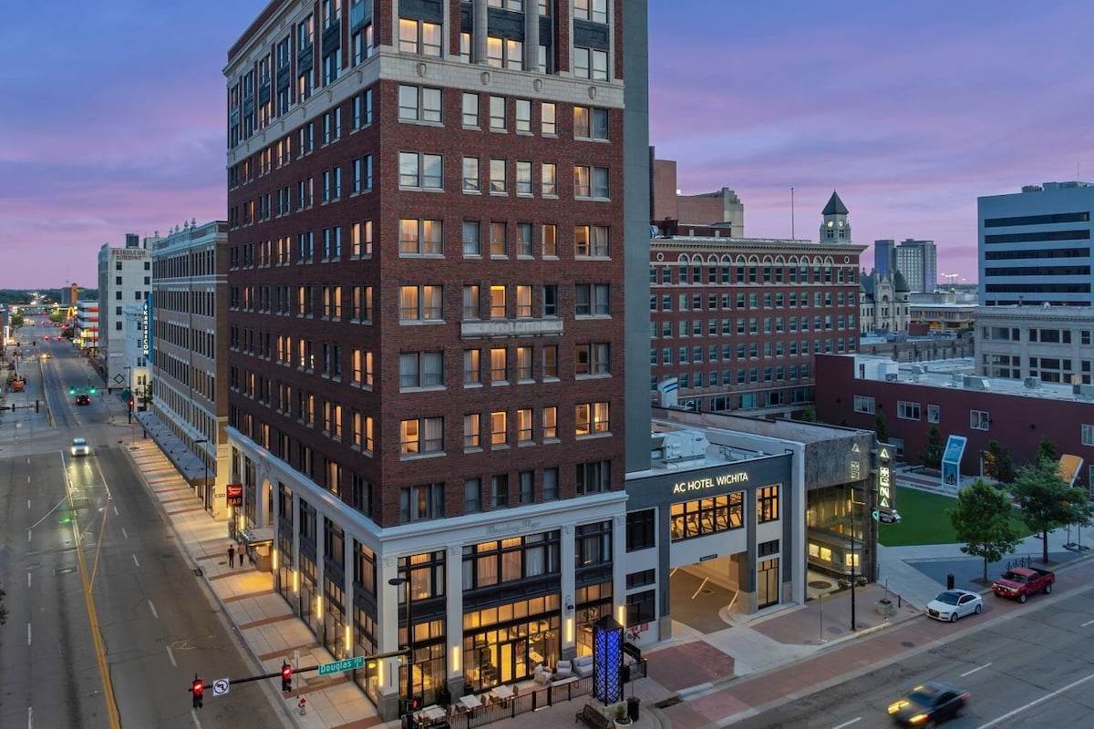AC Hotel Wichita Downtown 