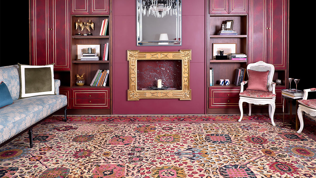 Doha ExperiencesAntique CarpetsThe Carpet Cellar