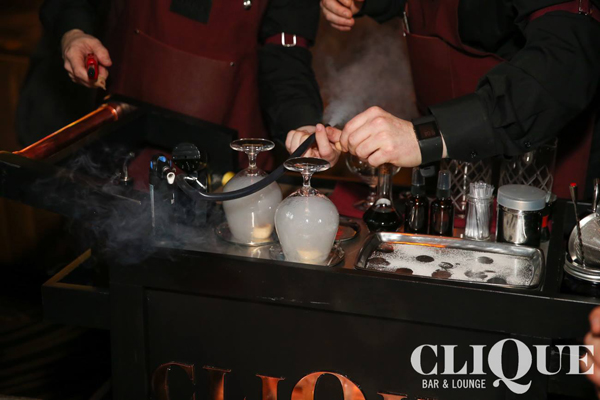 Tableside mixology and smoked cocktails - CliQue Bar & Lounge Las Vegas