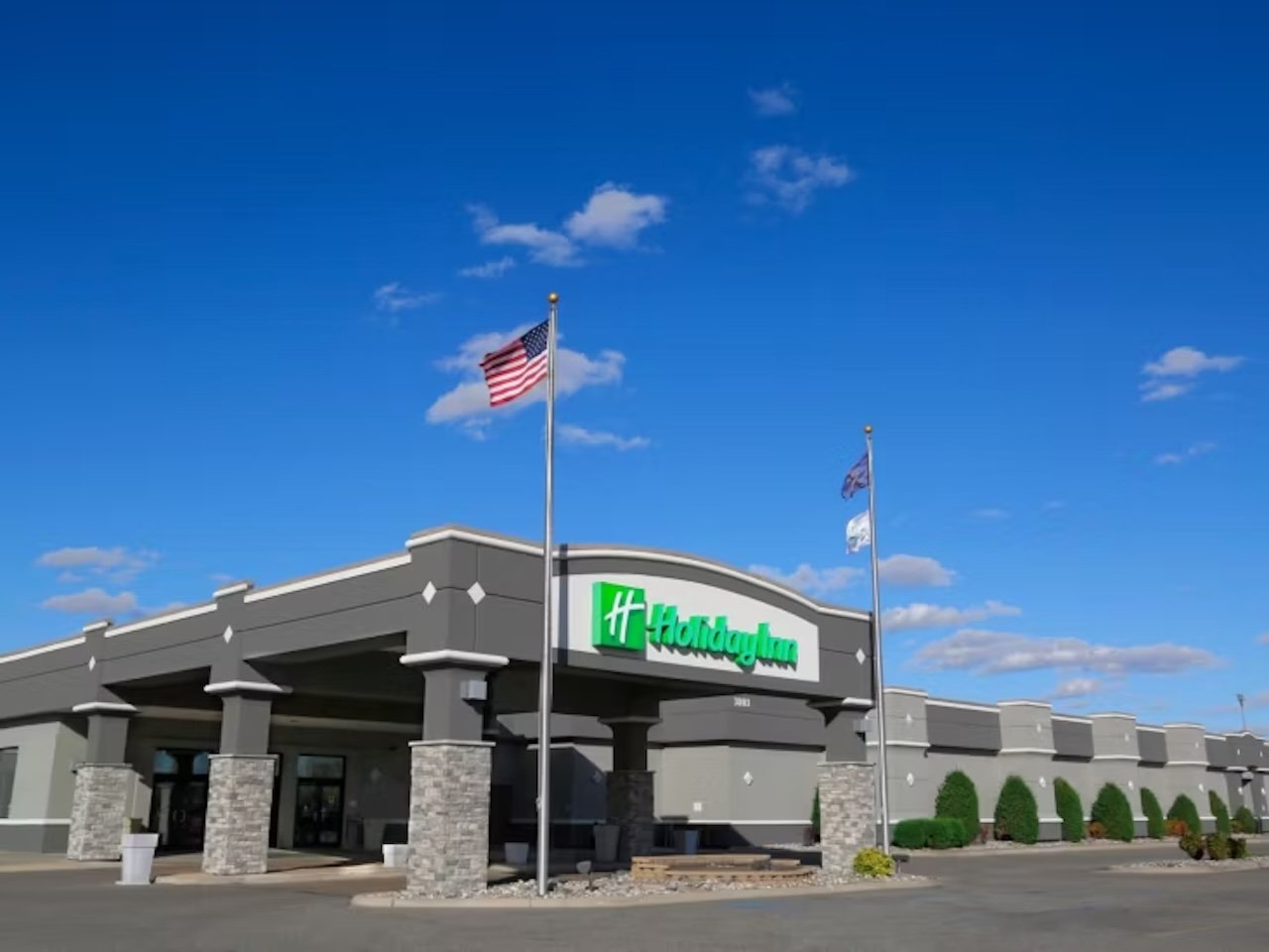 Holiday Inn exterior