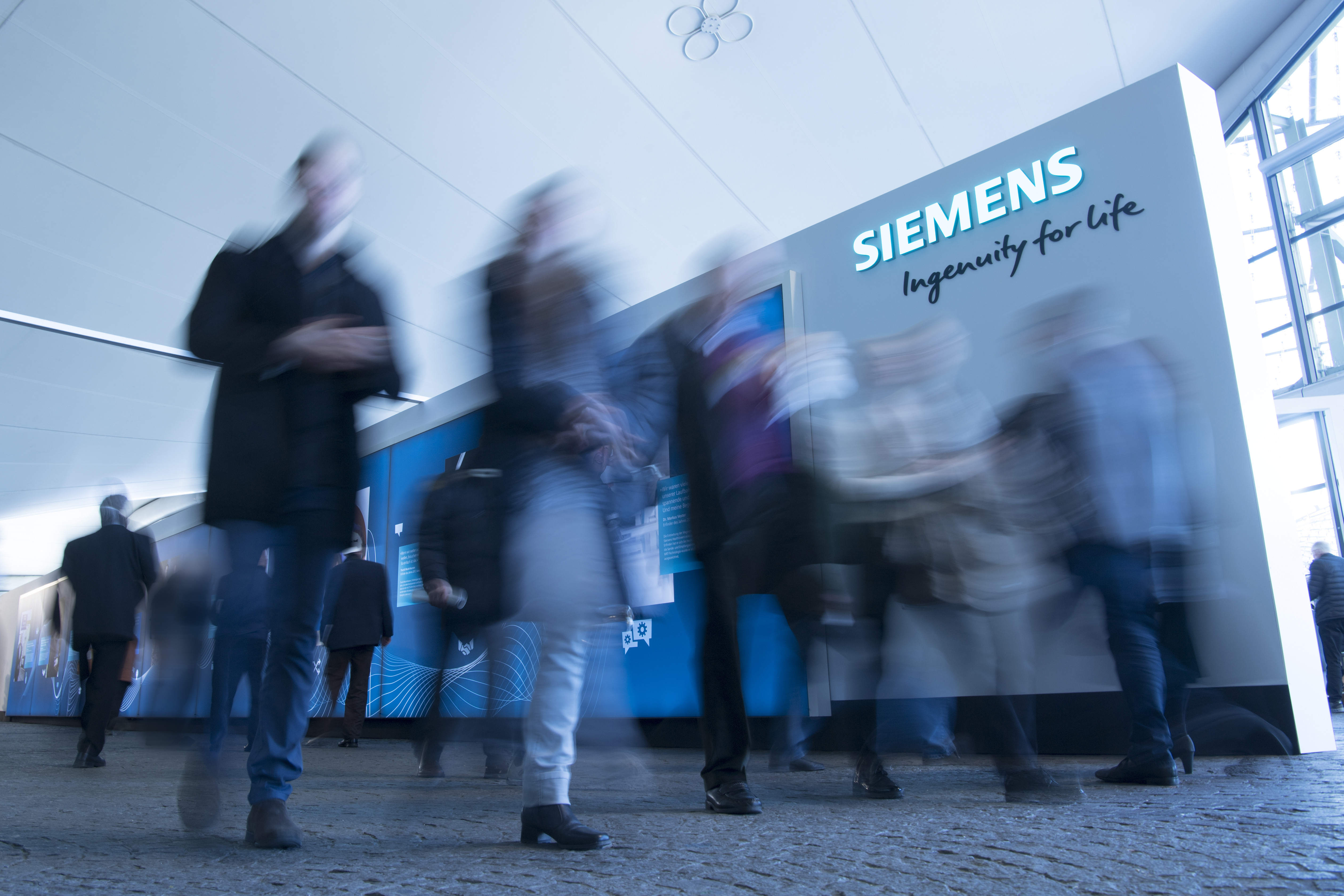Siemens names HRS its global partner for hotel program