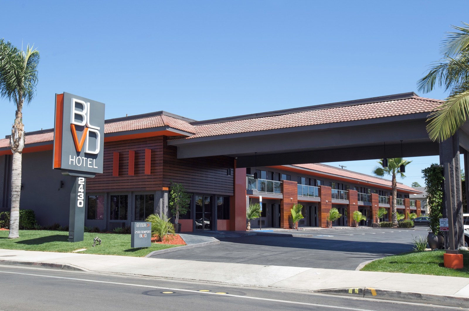 The 58-room BLVD Hotel is located near Disneyland Newport Beach and the Anaheim Convention Center