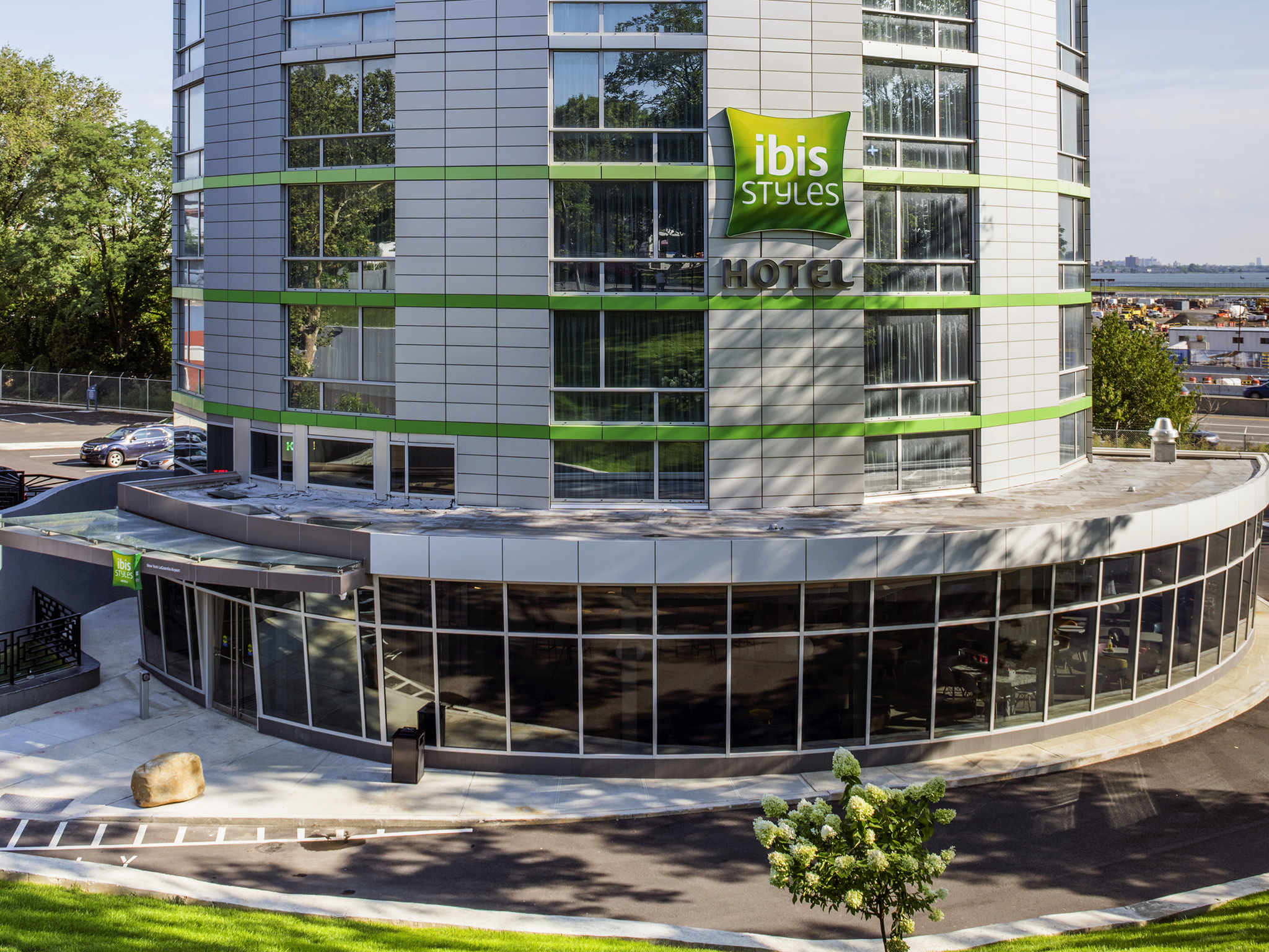 The ibis Styles New York LaGuardia Airport is one of the few AccorHotels properties in the US 